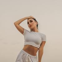 今年の夏はコンパクトな“チビTシャツ”が無くちゃ始まらない♡系統別アイテム12選