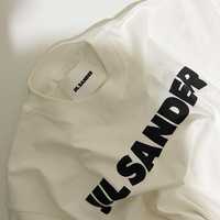 気になるあの人の購入品紹介▶Jil Sander(ジルサンダー)のロゴTシャツ byおしゃれインスタグラマー@mii_3168さん