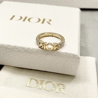 《30代レディース》が選ぶ「アクセサリー」人気ブランド20選!-ハイブランドからお手頃まで総覧!