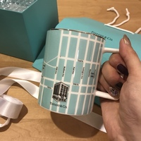 至宝級の美しさ!おうち時間がもっと楽しくなる“ハイブランド”のマグカップ特集♡|プレゼントにも!