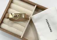 3万円以下で叶う!フェラガモの「上品レディ向けアクセサリー」名品集♪