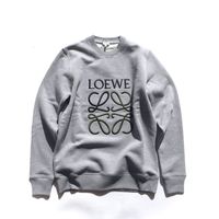 【ホリデーシーズンに取り入れたい!】ハイブランドのロゴウェア特集♡