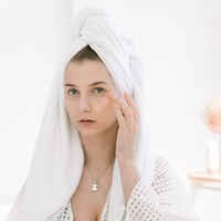 たるみ+乾燥+大人ニキビを防ぐなら、【ナイアシンアミド配合】のスキンケア製品を投入するべし。おすすめ3選