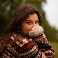 暗くなりがちな冬のコーデに!“派手柄・個性派カーディガン”をONしよう♡