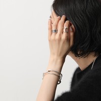 オシャレ上級者が例外なく惚れる“名品アクセ”。「HOORSENBUHS(ホーセンブース)」の魅力&おすすめアイテム5選◎