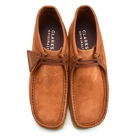 【人気上昇中】Clarks(クラークス)ワラビーの着こなしをカラー別にご紹介!