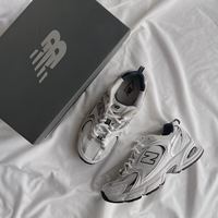 2大スニーカーブランド【NIKE(ナイキ) or New Balance(ニューバランス)】買うならどっち?