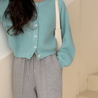 おしゃカーデ豊作♡キレイ色カーデvsひと癖カーデ あなたはどっち派?