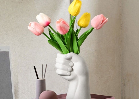 お花を飾らなくても置くだけでオブジェになる「おしゃれ花瓶・一輪挿し