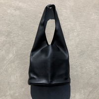 今年こそ手に入れたい! 人気絶頂ブランド「The Row(ザ・ロウ)」の「バッグ」特集