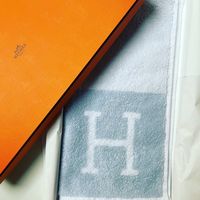 【1万円台~】“ちょっとイイもの”ギフトなら「HERMES(エルメス)のタオル」がハズレなし!
