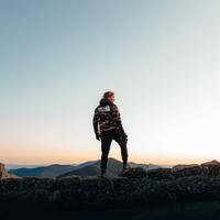 春アウターの定番はコレ!「THE NORTH FACE(ザノースフェイス)」のおすすめ10選【メンズ】