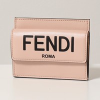 【新社会人も必見】大人なら1つは持っておきたい。名刺入れにもなるハイブランドのフラグメントケース