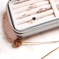 【5,000円以下】「ジュエリーボックス」でお気に入りのアクセサリーをきれいに収納!