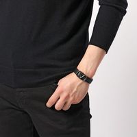 【1万円台でGET◎】お得すぎる「VALENTINO(ヴァレンティノ)」の人気アクセサリーまとめ