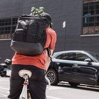 毎日の「通勤・通学」にオススメ | 人気のアーバンアウトドアなバッグブランド【3選】