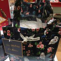 <日本では入手困難!>ハリーポッターコラボも人気の”Cath Kidston(キャスキッドソン)”の大人可愛いアイテム特集