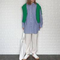 海外インフルエンサーに習うストライプシャツコーデ