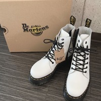 お洒落な子は「白マーチン」を履いている説♡1足は持っておきたい!ホワイトのDr.Martens(ドクターマーチン)!