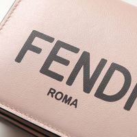 大人の階段登れるブランド【FENDI(フェンディ)】のシリーズ別人気財布、ご紹介します♡