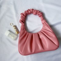 【お値段以上の実力】おしゃれセレブも愛用するJW PEI(ジェイダブリュー ペイ)のGabbi