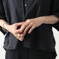 《これを見れば手元おしゃれに》重ね指輪、リング…センスのいい重ね付け方とは?