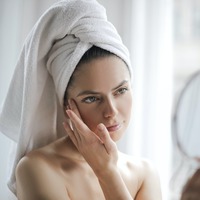 【2022年最新版】敏感肌・ニキビ肌の私が愛用しているスキンケアアイテムをご紹介