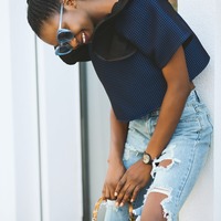 ダメージデニムを綺麗に着る方法とは?お洒落女子の着こなしをチェック♡