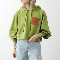 ハイブランドだけで紹介する今季可愛いクロップド丈のトップス