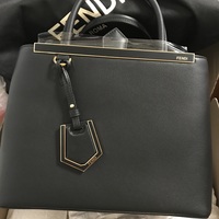 お仕事・通勤バッグは“仕切りのある丁度良いサイズ感”のトートバッグがいいよね!