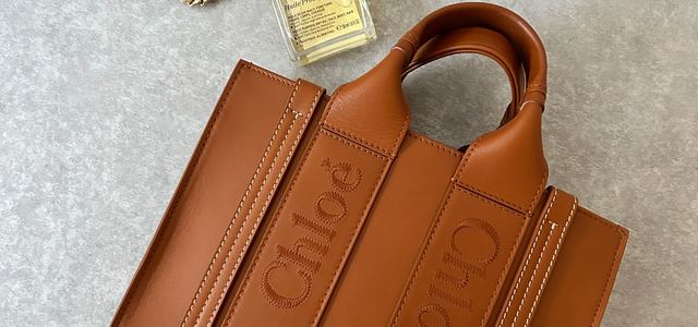 2022年秋新作】Chloe(クロエ)の人気バッグ『WOODY』からレザートートが