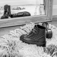 【2022秋冬】CHANELの新作がお目見え!ツイードやピンクのレディな世界に酔いしれて♡