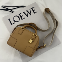 名品ズラリ♡LOEWE(ロエベ)のミニバッグはセールで賢くGETして!【SH特売部】