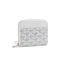 上品さ際立つ”コンサバ男子“が選ぶタイムレスな財布ブランド【3選】