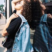 秋アウターに悩んだら、「デニムジャケット」を取り入れてみよう!