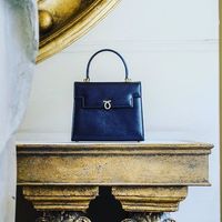 エリザベス女王も愛用していた♡ 英室王室御用達Launer(ロウナー)のバッグの魅力とは