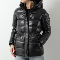 ダウンは腰を絞れる「ウエストマーク・ウエストシェイプ」しか着ない!【ハイブランド編】