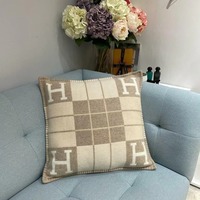 冬支度。《クッションカバー》新調しない?エルメス、マックスマーラなど!お部屋をクラスアップ♡