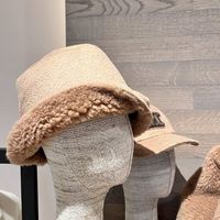 キュートすぎ♡ハット初心者さんにもおすすめ!!実用性も兼ね備えたふわもこ《テディハット》で寒さ対策