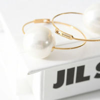 ひと癖ある「パールアクセサリー」で真珠コーデを楽しもう!