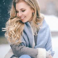 「守ってあげたい」と思わせる♡コートの上から巻いて存在感抜群【大判マフラー】コーデBOOK