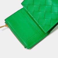 【2023年の開運財布】カラーと開運日は!?風水的金運アップ・恋愛運アップ・仕事運アップ財布を男女別でチェック✓