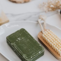 目と鼻の両方で楽しめる、洗練を極めた「固形石鹸」をピックアップ! 〜おすすめ3つ〜