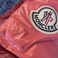 【愛用品紹介】あの名品ダウンを首元にも♡モンクレールのダウンマフラーってどうなの?