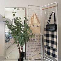 【海外ガールに学ぶ】美しく綺麗を保ちたい♡バッグのおしゃれな収納方法10選