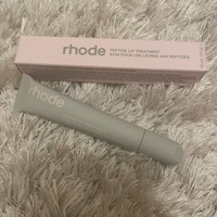 冬のガサガサ唇にグッバイ!rhode skin(ロード・スキン)のリップトリートメントで最強ぷるぷるリップに♡