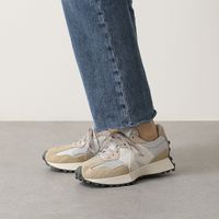 1足あると重宝!淡色スニーカー「ベージュ・オフホワイト」おすすめ5選!-人気の理由・魅力は?