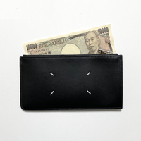 お札を折らずに入れられるマルジェラの「ロングフラグメントケース」がお財布代わりに便利って知ってる?