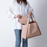 【ズボラさん必見】入れやすく取り出しやすい♡ガバッと開く間口の広いバッグ大集合!