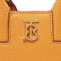 【若者向きに一新】チェック柄だけじゃない!BurberryのTBバッグコレクション♡